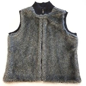 Great Northwest Faux Fur Vest Size Large
